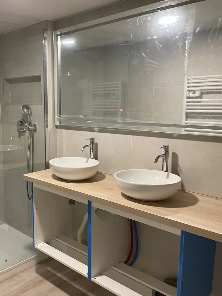 Meuble et double vasque salle de bain à Montpellier
