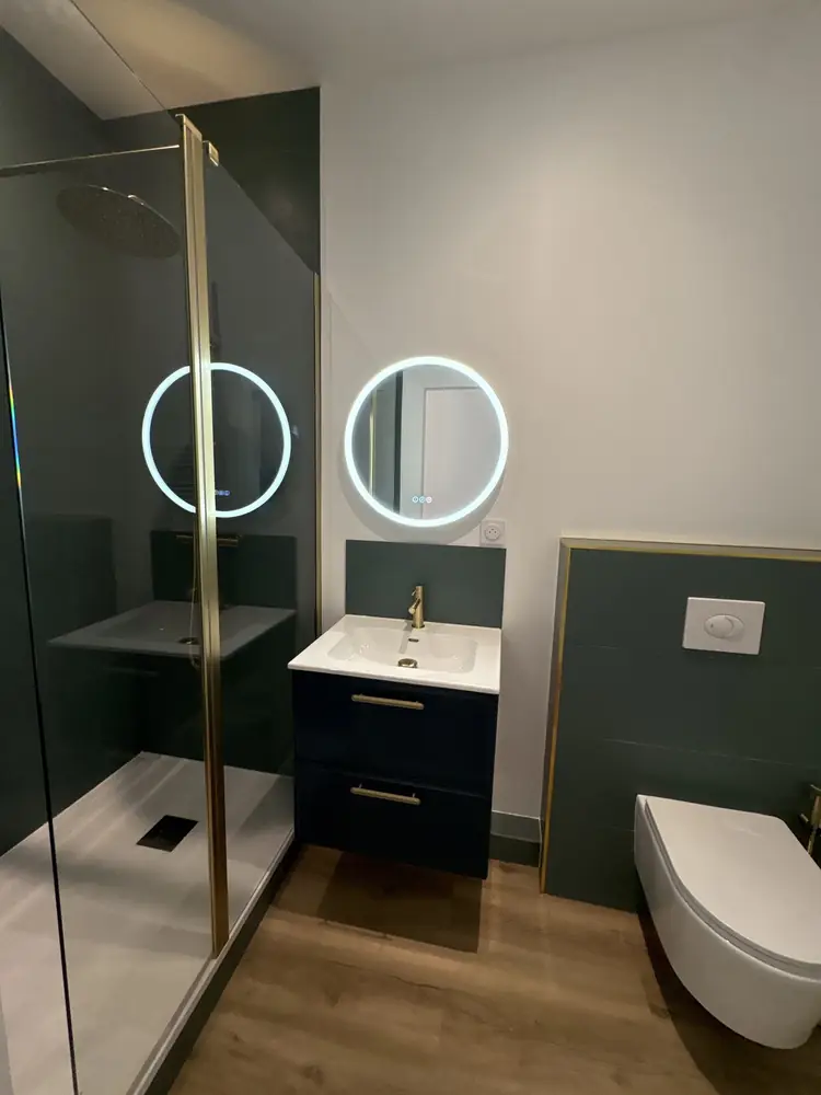Rénovation salle de bain meuble vert à Montpellier